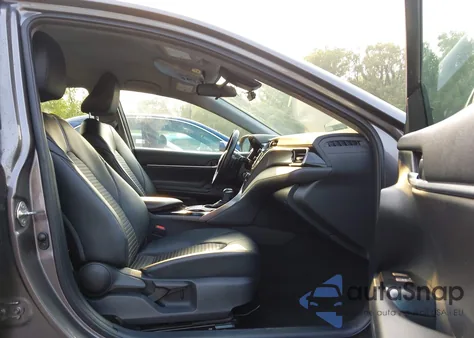 2020 Toyota Camry Se/Se Night Shade z USA, uszkodzony, nr VIN 4T1G11BK9LU005688